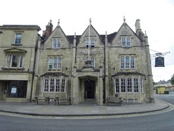 Avon Paranormal Team - The Bear Inn Investigation